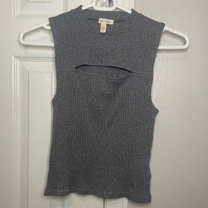 URBAN OUTFITTERS TANK